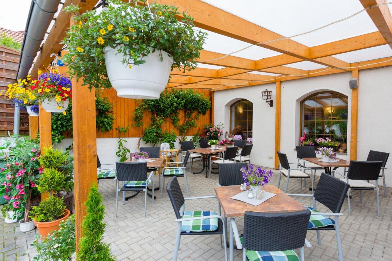 Hotel & Ferienwohnungen Bohlenblick Saalfeld Saale Luaran gambar