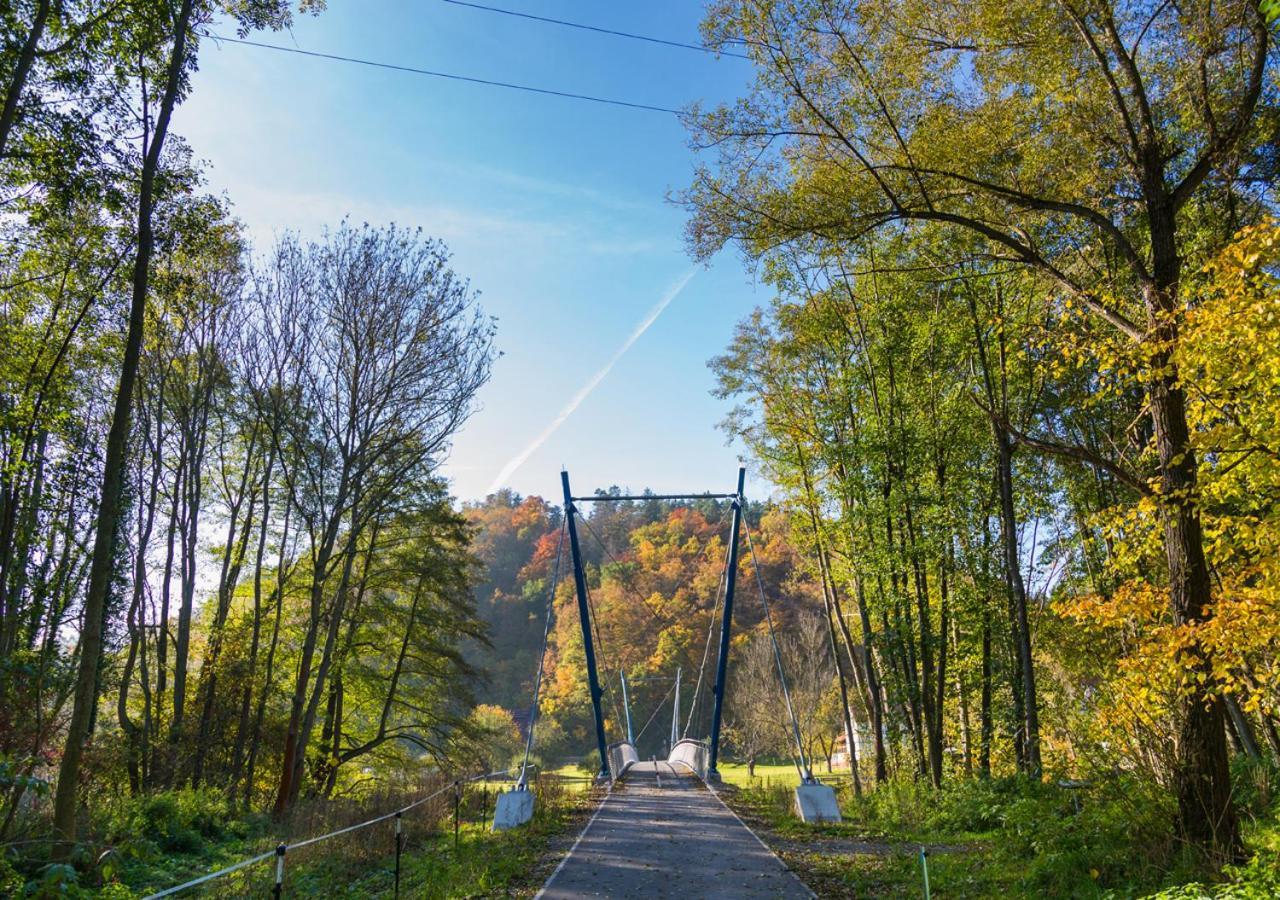 Hotel & Ferienwohnungen Bohlenblick Saalfeld Saale Luaran gambar