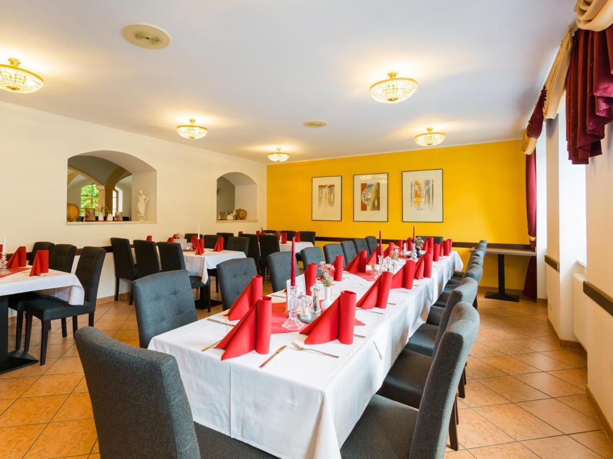 Hotel & Ferienwohnungen Bohlenblick Saalfeld Saale Luaran gambar