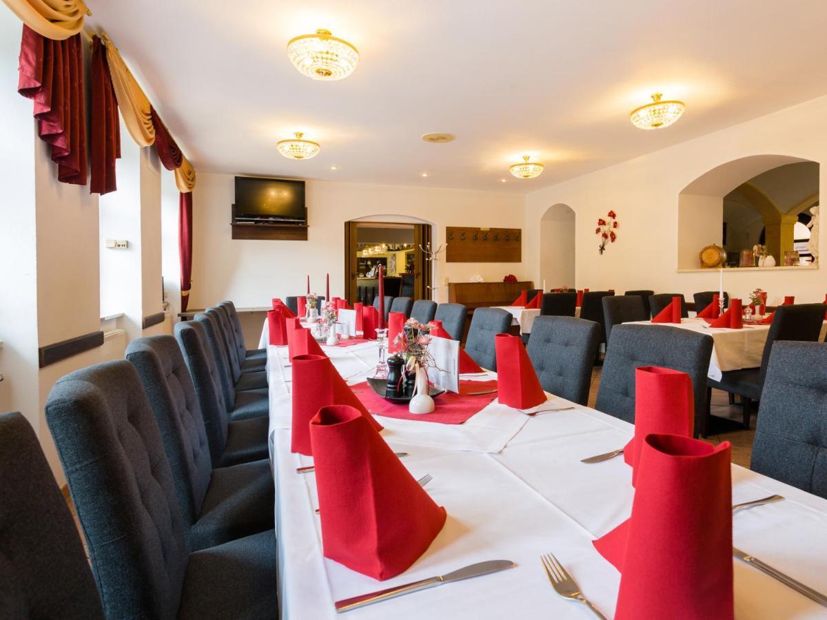 Hotel & Ferienwohnungen Bohlenblick Saalfeld Saale Luaran gambar