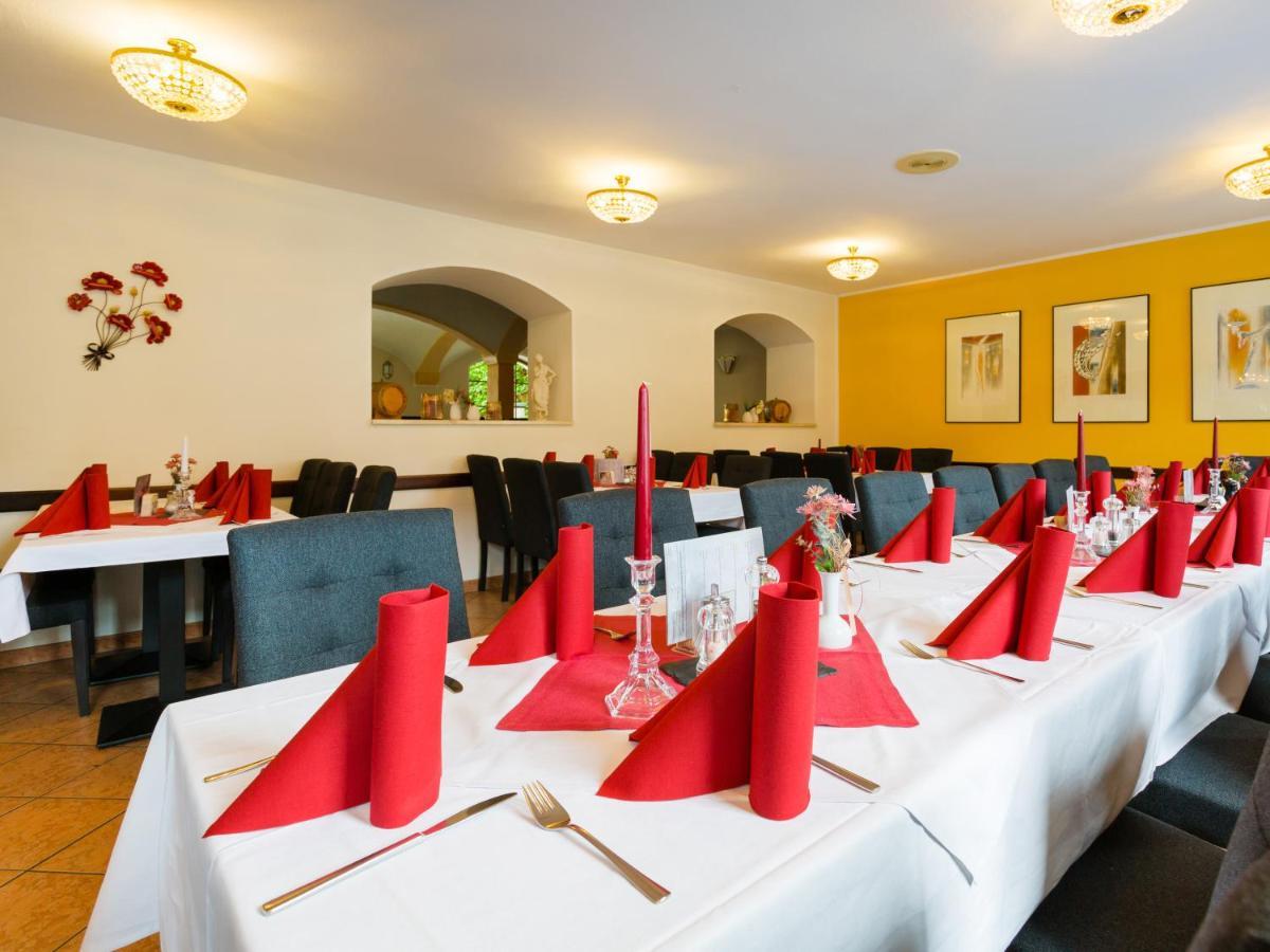 Hotel & Ferienwohnungen Bohlenblick Saalfeld Saale Luaran gambar