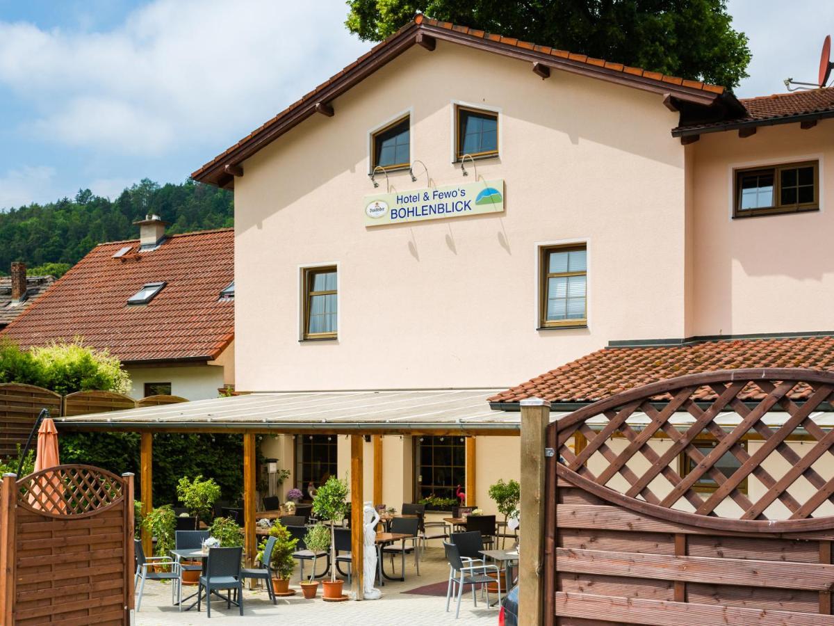 Hotel & Ferienwohnungen Bohlenblick Saalfeld Saale Luaran gambar