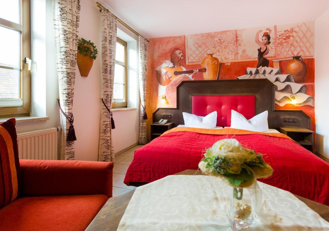 Hotel & Ferienwohnungen Bohlenblick Saalfeld Saale Luaran gambar