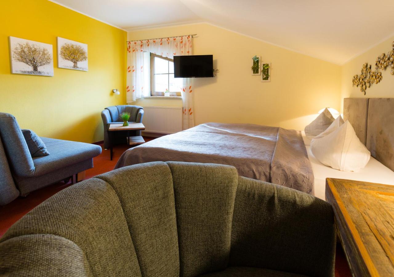 Hotel & Ferienwohnungen Bohlenblick Saalfeld Saale Luaran gambar